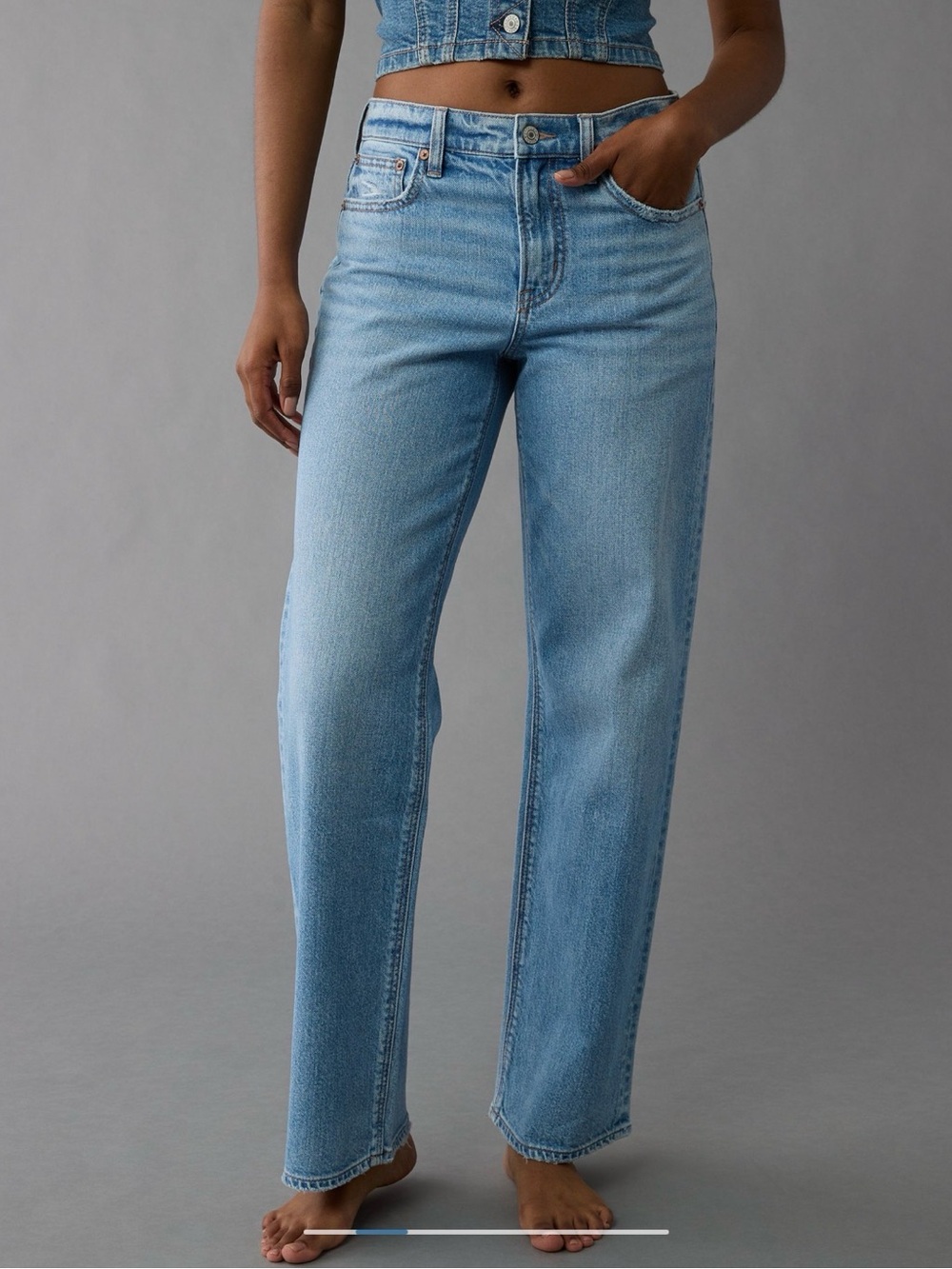 AE Strigid High-Waisted Stovepipe Jean